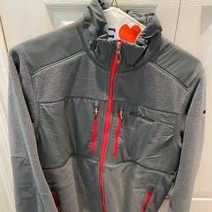 Men’s medium Columbia fleece